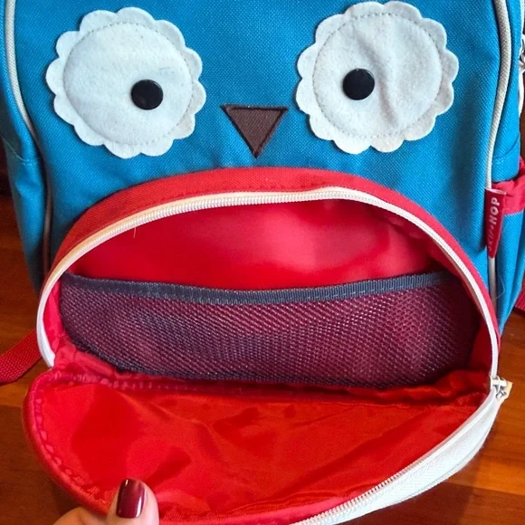 Skip Hop Owl Mini Backpack for 1-4 year old. - Picture 3 of 9